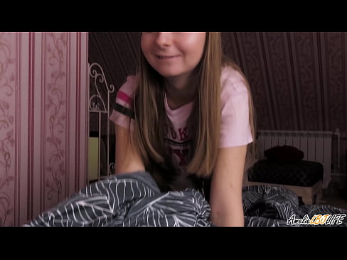 ❤️ Blondi imee hänen BFF:nsä syvälle ja saa spermaa suuhunsa ☑ Venäläinen porno at fi.pi-porno.ru ❤